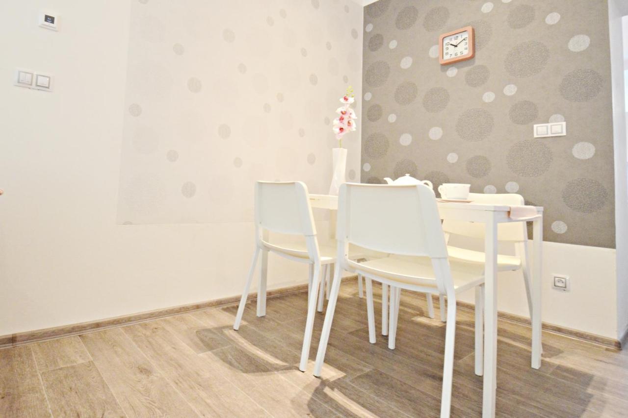 Apartmany Jizdarenska Карлови Вари Екстериор снимка