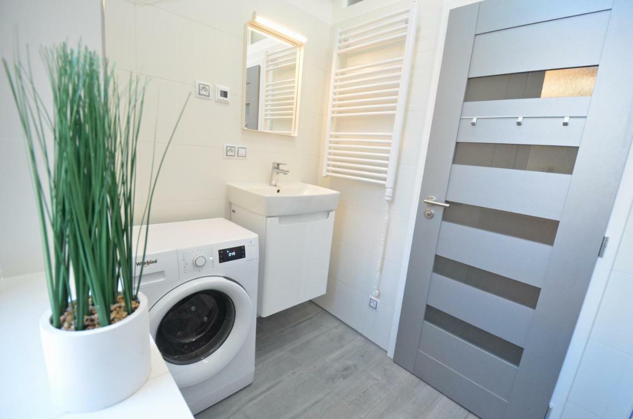 Apartmany Jizdarenska Карлови Вари Екстериор снимка