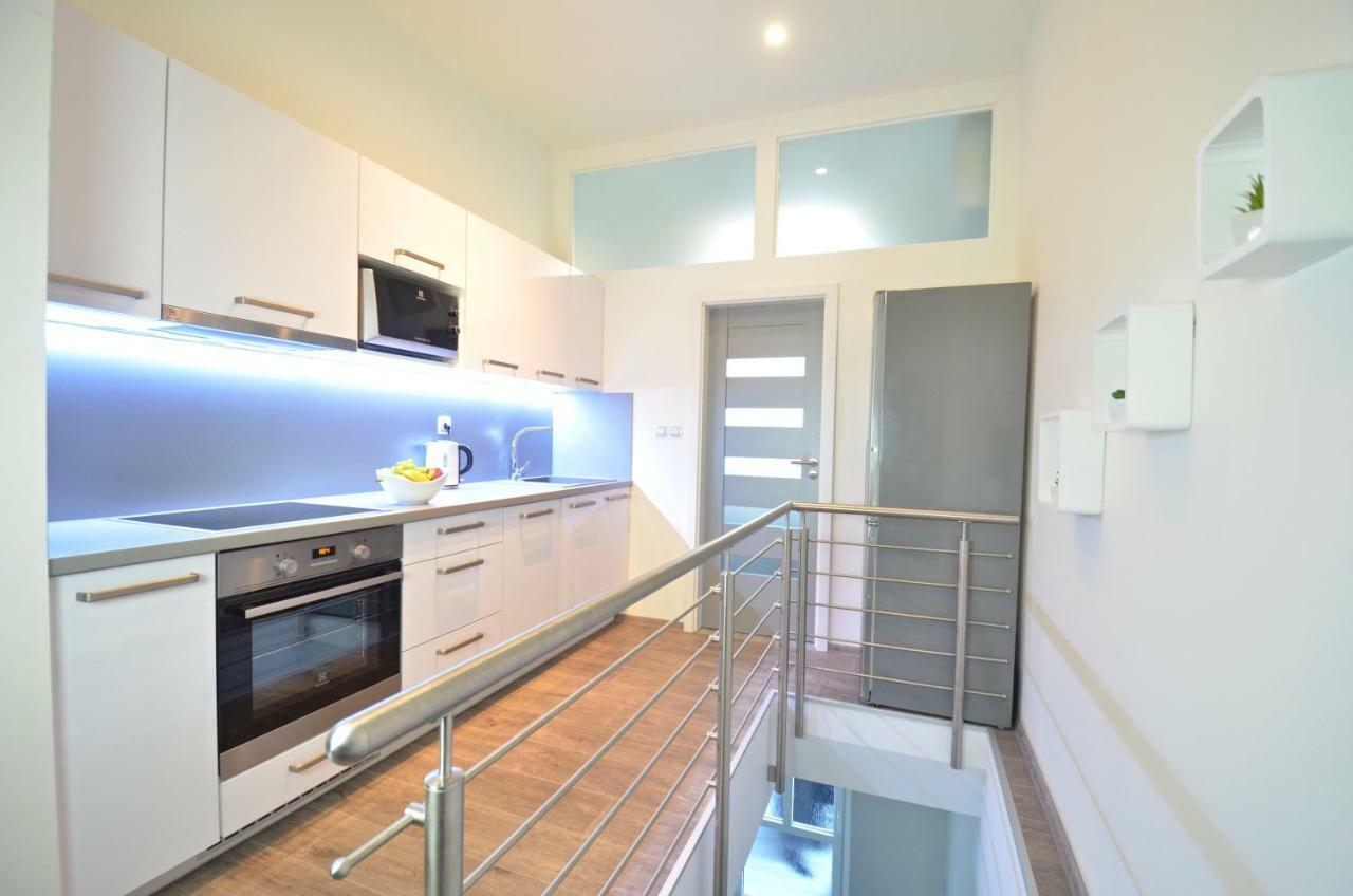 Apartmany Jizdarenska Карлови Вари Екстериор снимка